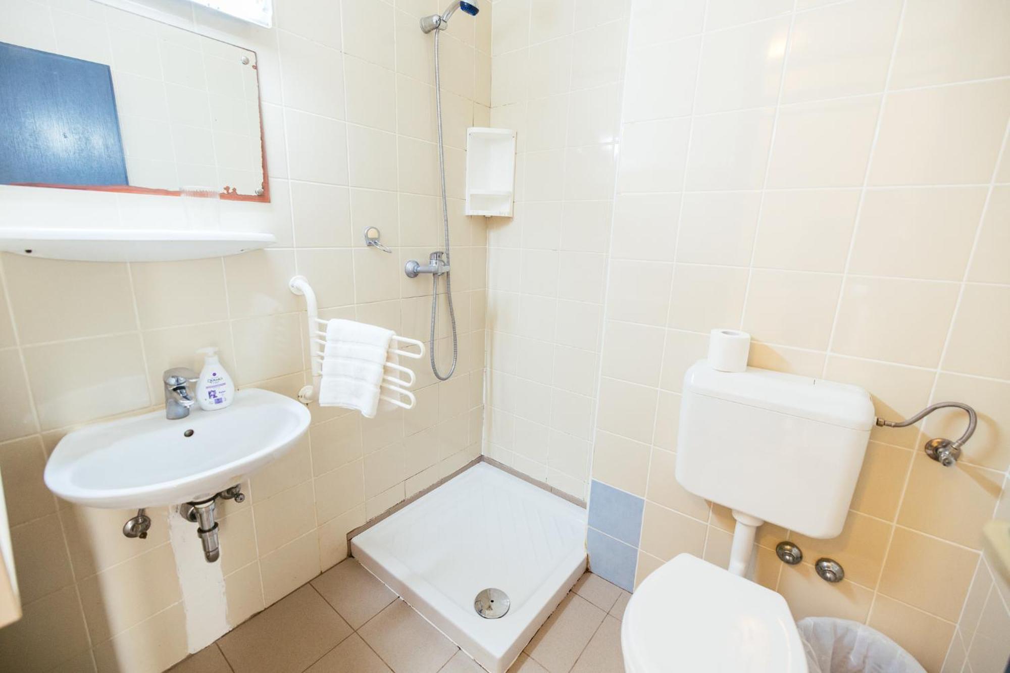 Sd Portoroz Hostel Korotan Εξωτερικό φωτογραφία